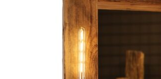 Lustro LOG LIGHT – połączenie elegancji i funkcjonalności